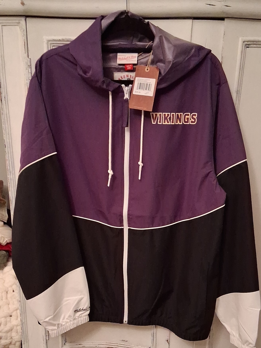 NWT Mitchell & Ness Purple, Black & White NFL Vikings Throwback Jacket